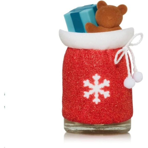 Yankee Candle Stocking Stuffer Scent Plug Diffuser w/ Light Holiday Zest Refill - Picture 3 of 5